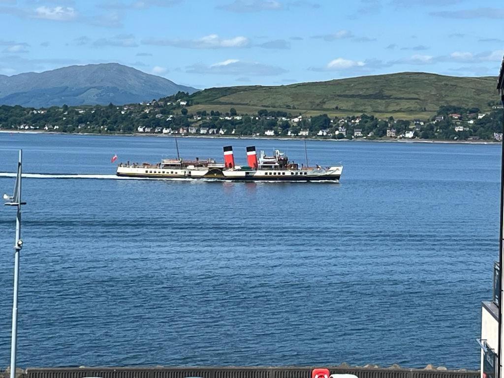 Crow'S Nest, Waverley Apartments Gourock Eksteriør bilde